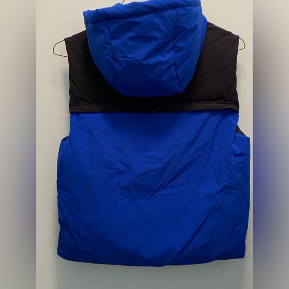 NWT Zara Colourblock Bright Blue and Black Hooded Zip Puffer Vest Size 11-12 - Picture 2 of 11